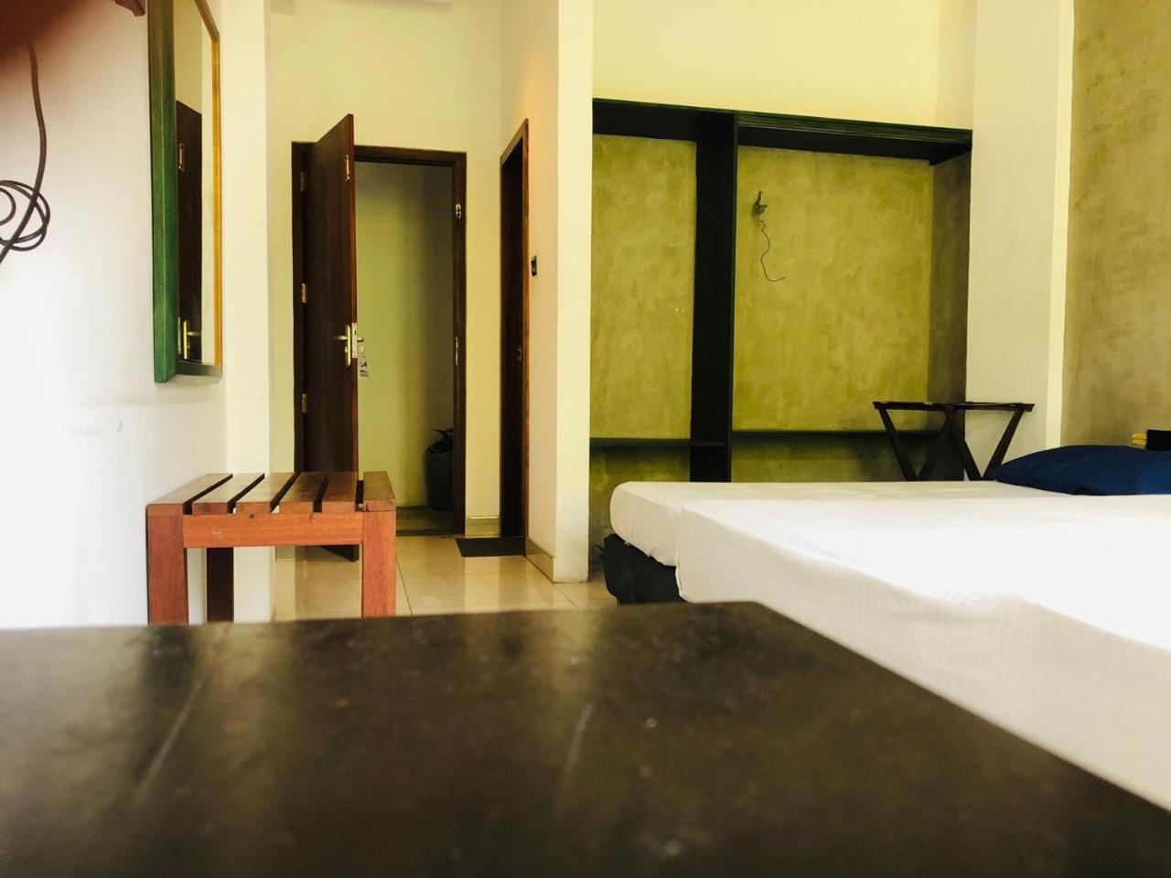 Summerside Residence Negombo Quarto foto
