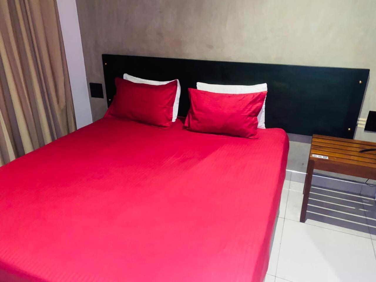 Summerside Residence Negombo Quarto foto